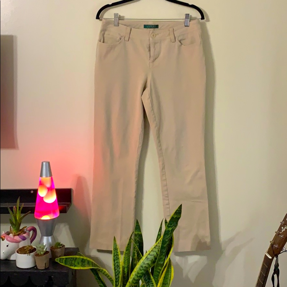 Size 6 Lauren Ralph Lauren Khakis